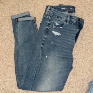 American Eagle The Dream Jean High Rise No rips